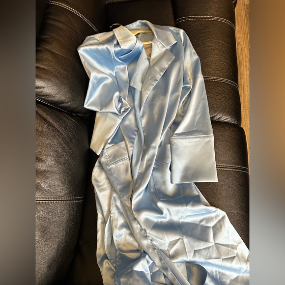 Light Blue Satin Robe - Picture 9 of 9